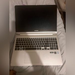 Samsung 2-In-1, 15.6-Inch touch-screen laptop
